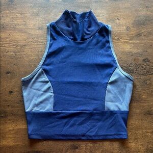 SHEIN Blue Fitted Crop Tank Top